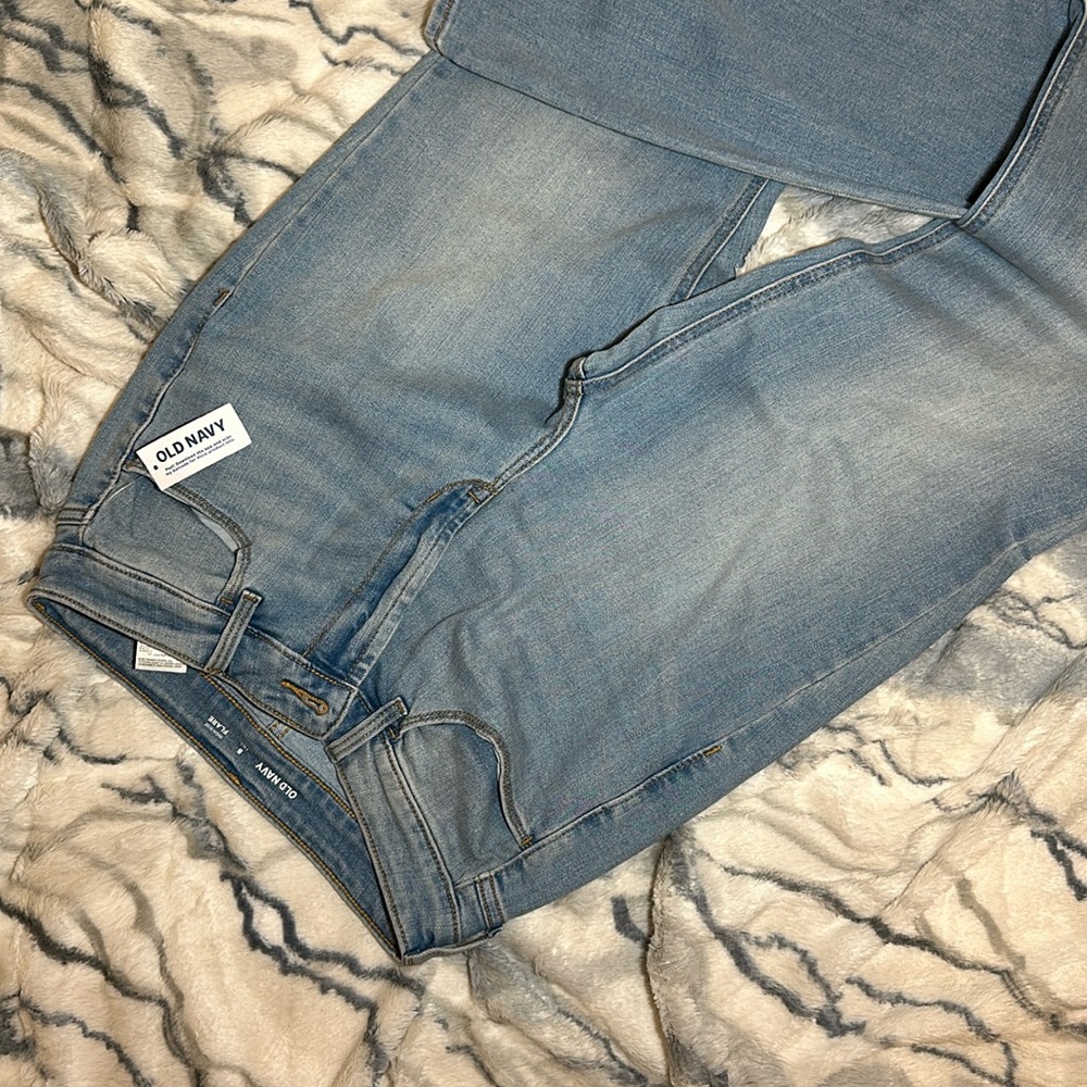 Old Navy Flare High-Rise Jeans: Size 8 Tall